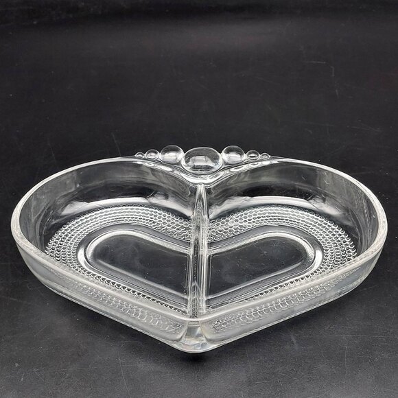 Vintage Duncan Miller Clear Glass Heart-Shaped Divided Dish Bowl - Picture 6 of 6